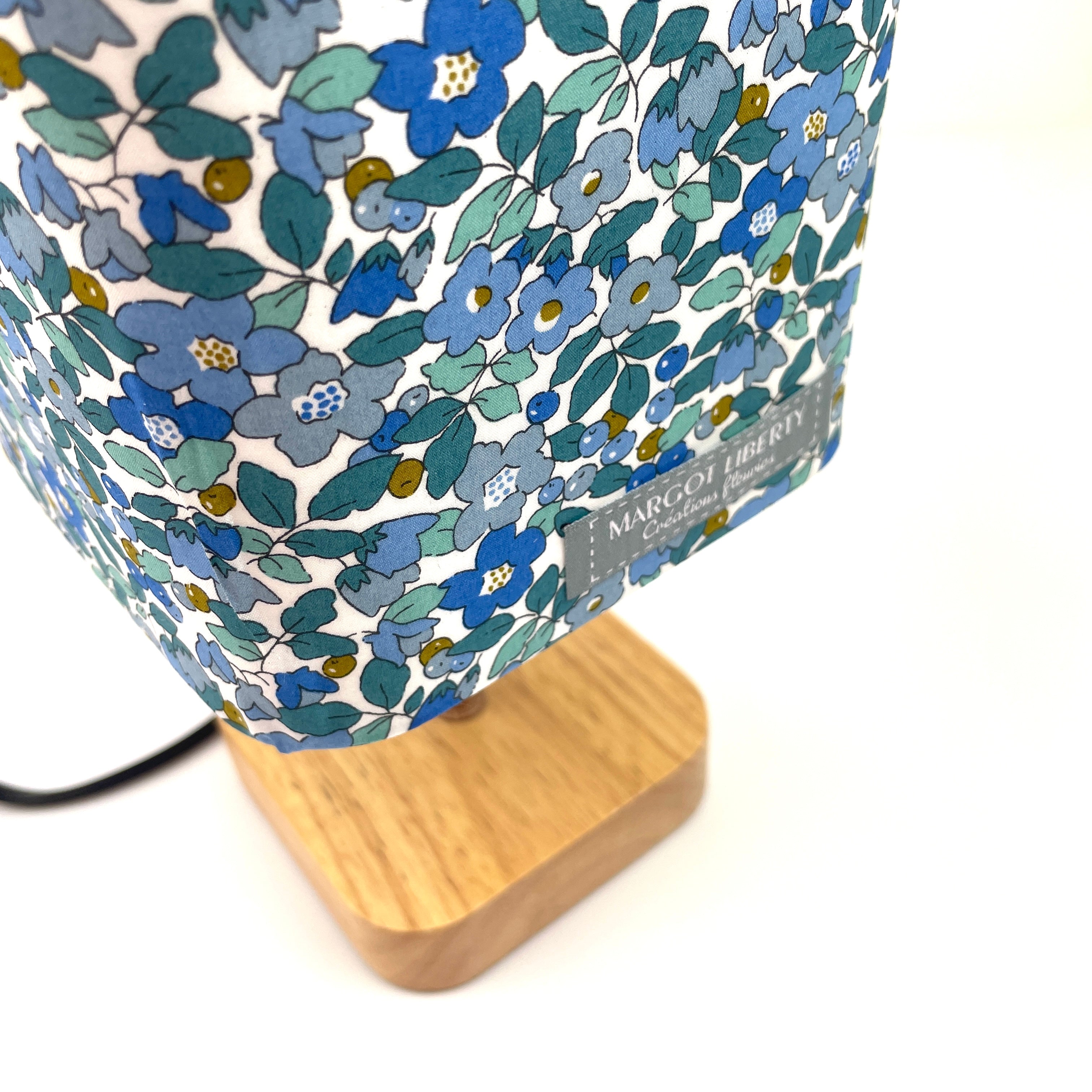 Lampe Liberty "Betsy Berry Bleu Denim"