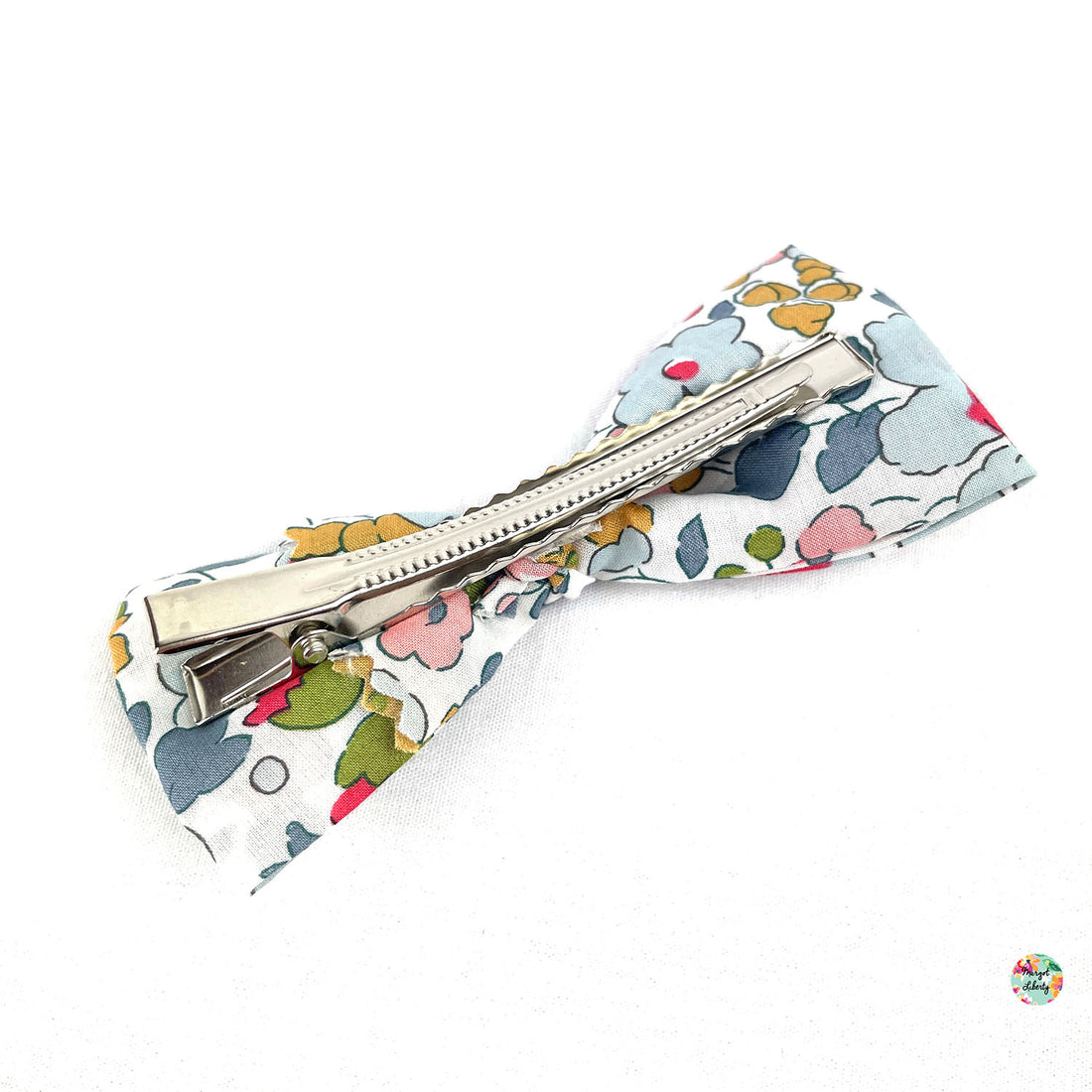 Grande Barrette Liberty "Betsy Porcelaine"