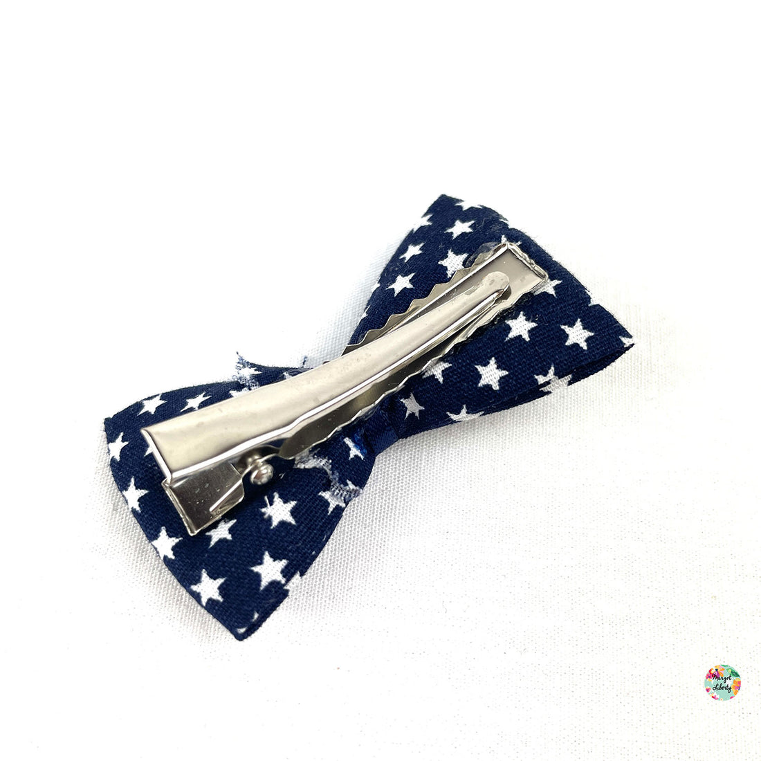 Bleu marine étoiles blanches