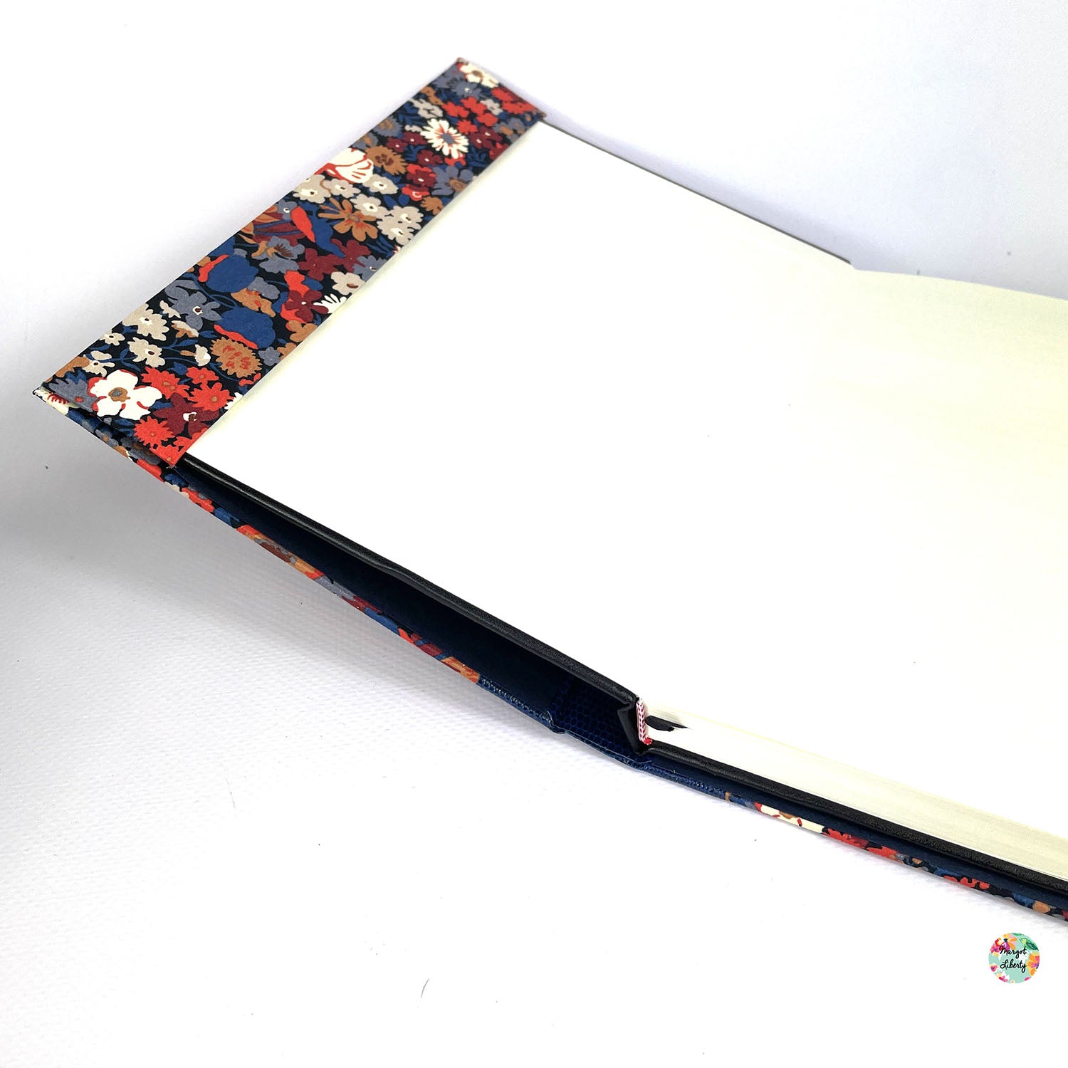Le Carnet en Liberty Thorpe